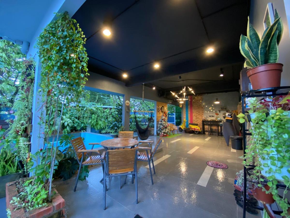 Oneriimba Private Pool & Garden Residence Johor Bahru Exteriör bild