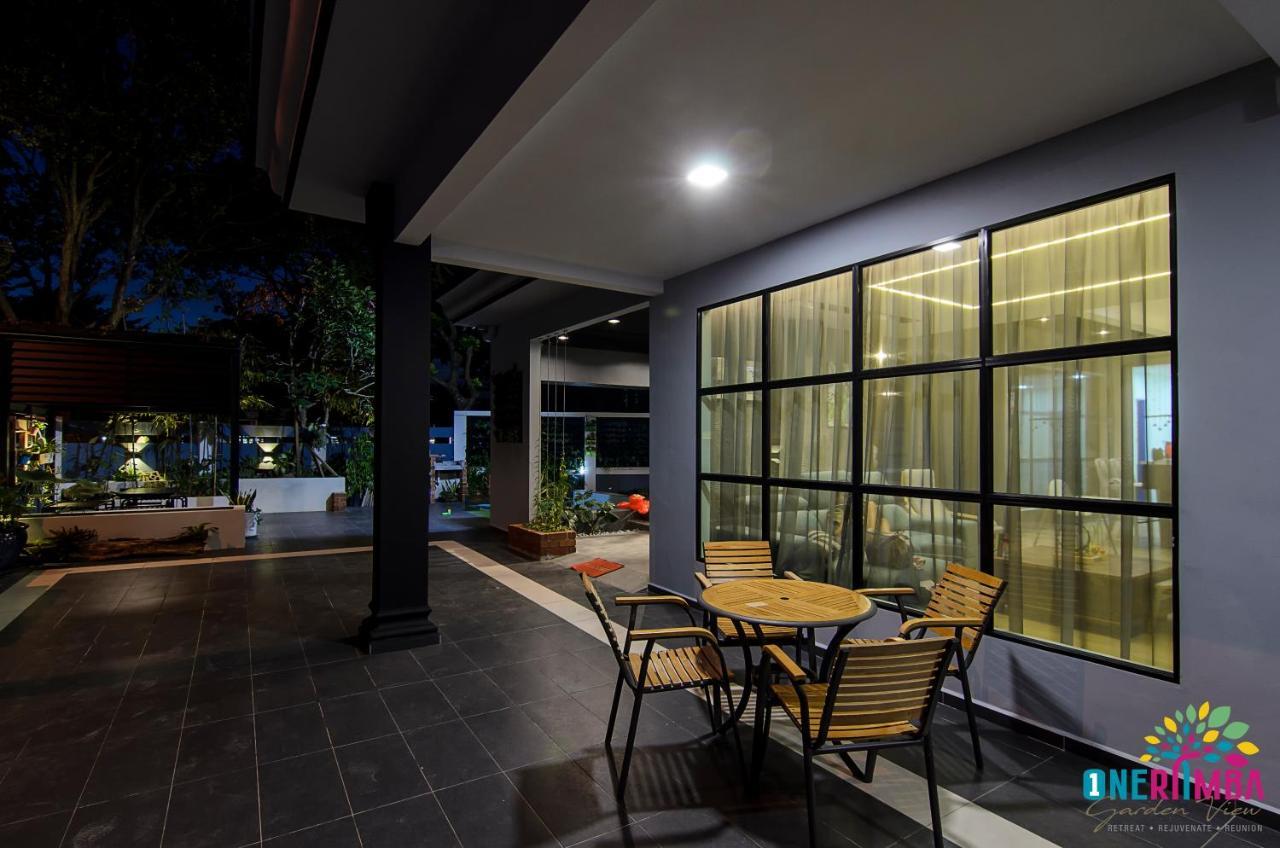 Oneriimba Private Pool & Garden Residence Johor Bahru Exteriör bild
